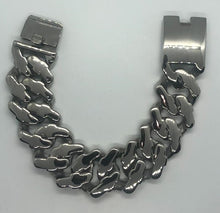 Load image into Gallery viewer, Heavy and Wide Stainless Men's Designer Fancy Link Bracelet SB29