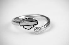 Load image into Gallery viewer, Harley-Davidson® Wrap Around B&amp;S Logo Toe Ring with Crystal Stone in Sterling Silver  HDT0011 image 2