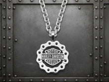 Load image into Gallery viewer, Harley-Davidson® Bar &amp; Shield Bike Chain Necklace 22" Stainless Steel HSN0028 image 3