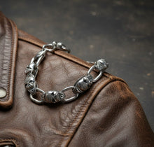 Load image into Gallery viewer, Harley-Davidson® Willie G Skull B&amp;S Logo Link Bracelet Stainless Steel HSB0003 image 3