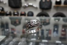 Load image into Gallery viewer, Harley-Davidson® Willie G Skull Flames Ring Sterling Silver HDR0061 image 4