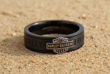 Load image into Gallery viewer, Harley-Davidson® Black Bar &amp; Shield Logo Ring Thin Comfort Fit Band <BR>HSR0050
