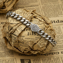 Load image into Gallery viewer, Men's Harley-Davidson® Bar &amp; Shield Logo Curb Link Bracelet Stainless Steel  HSB0015 image 3