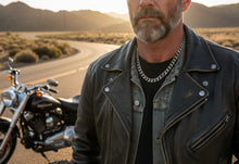 Load image into Gallery viewer, Men's Harley-Davidson® H-D Script Banner Curb Link Chain Necklace Stainless SteelHSN0079 image 4