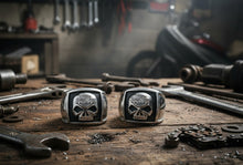 Load image into Gallery viewer, Men's Harley-Davidson® Willie G Skull B&amp;S Cigar Band Ring Satin Stainless Steel HSR0020 image 4