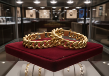 Load image into Gallery viewer, Gold Tone Satin Finish Curb Link Bracelet 16mm Men's Stainless Steel SB26