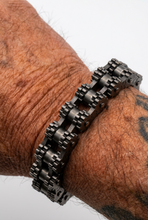 Load image into Gallery viewer, *NEW* 14mm Distressed "Gears" Bike Chain Bracelet Men's Biker Stainless Steel SB244