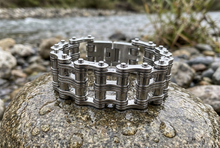 Load image into Gallery viewer, 24mm All Silver Primary Bike Chain Bracelet Biker Chrome Stainless Steel SB71