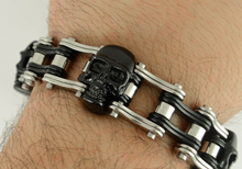 Load image into Gallery viewer, 16mm Silver &amp; Black, Black Skulls Bike Chain Bracelet Double Link Men's Stainless Steel SB73