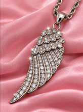 Load image into Gallery viewer, Large Angel Wing &amp; Bling Pendant on Rope Chain Lady Biker Necklace Stainless Steel SP21