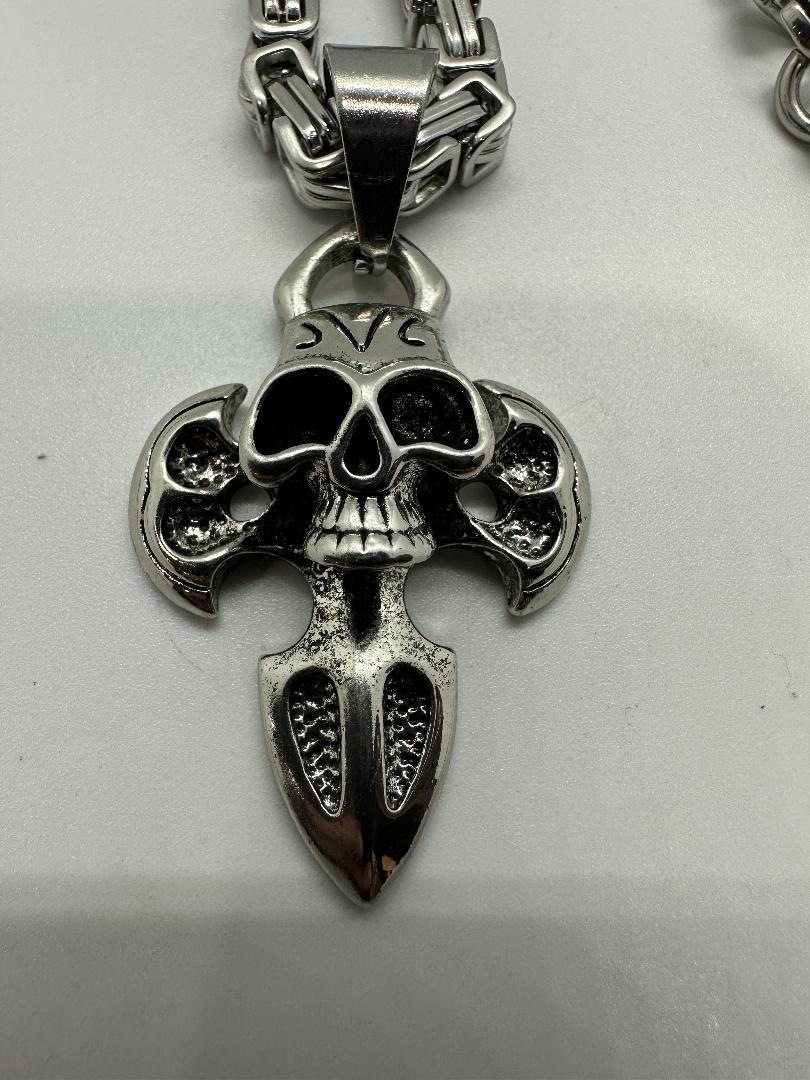 Skull on Knife Cross 6mm 24 inch Byzantine Chain Stainless Steel