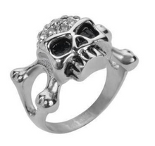Load image into Gallery viewer, Skull &amp; Crossbones Bones Ring Lady Biker Bling Ring SR105