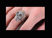 Load image into Gallery viewer, Wild Skull Ring Unisex Gearhead Ring Gold-Plated Stainless Steel SR117