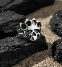 Load image into Gallery viewer, Knuckles Skull Ring Men's Punisher Stainless Steel Ring SR194