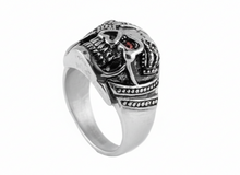 Load image into Gallery viewer, Eye Patch Skull Ring Red Eye Men's Stainless Steel Ring SR219
