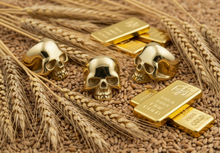 Load image into Gallery viewer, Large Gold Skull Ring 18K Gold Plated Stainless Steel Men's Biker Ring SR30