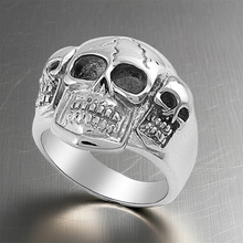 Load image into Gallery viewer, &quot;3 Skulls&quot; Biker Ring Men’s Stainless Steel SR35