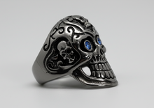 Load image into Gallery viewer, Large Blue Eye Skull Ring Biker Gothic Men's Stainless Steel SR36
