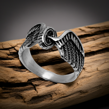 Load image into Gallery viewer, Ladies Winged Wheel Ring Motorcycle Biker Ring Stainless Steel SR44