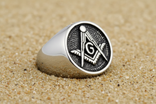 Load image into Gallery viewer, Round "Masonic" Signet Ring Unisex Stainless Steel SR88
