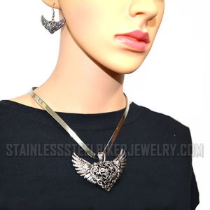 Heavy Metal Jewelry Ladies Flying Heart Pendant V-Cuff Necklace Stainless Steel Matching Earring Set