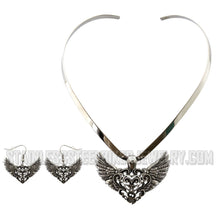 Load image into Gallery viewer, Heavy Metal Jewelry Ladies Flying Heart Pendant V-Cuff Necklace Stainless Steel Matching Earring Set SN2535