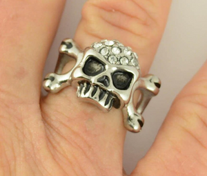 Ladies Skull Crossbones Bones Motorcycle Biker Ring Imitation Diamonds