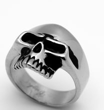 Load image into Gallery viewer, Phantom Half Jaw Skull Ring Biker Jewelry Unisex Stainless Steel SR16