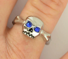 Load image into Gallery viewer, Heavy Metal Jewelry Ladies Blue Eyed Skull Ring Stainless Steel